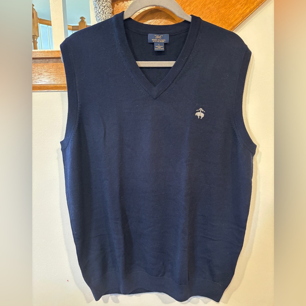 Brooks Brothers 100% Merino Wool Navy V-Neck Sweater Vest - Large